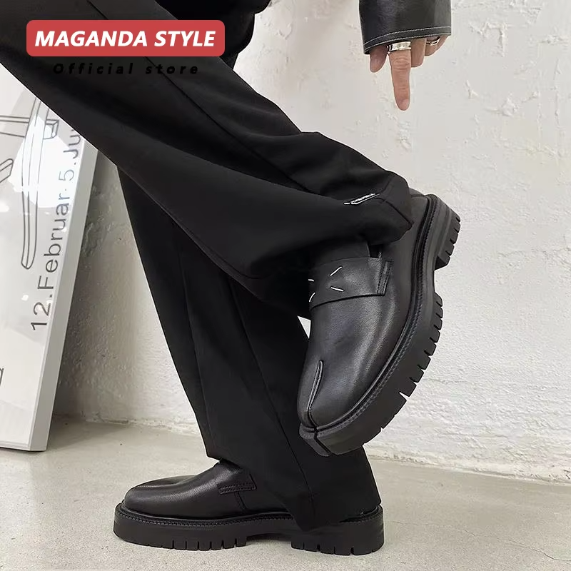 Chunky thick platform sole closeup