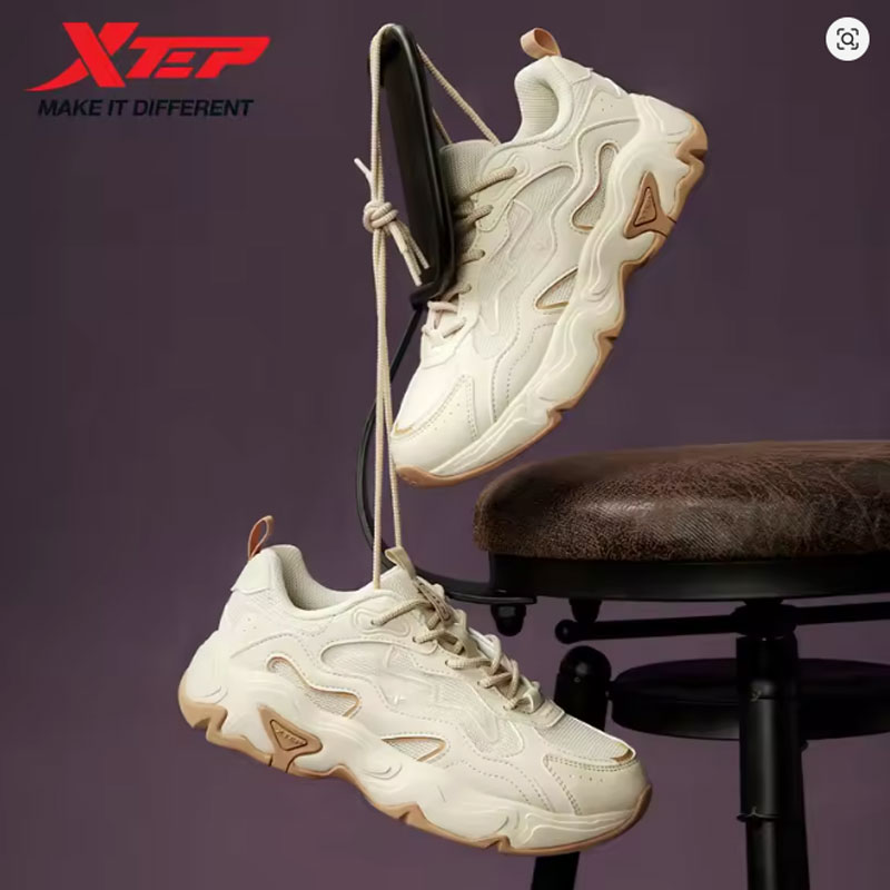 Xtep Youmu women's summer breathable thick sole shoes - side view of platform design