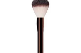 Hourglass-Round-Head-Powder-Brush-with-Soft-Fiber-Bristles