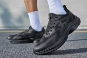 Xtep Men’s Breathable Wear-Resistant Summer Running Casual Shoes